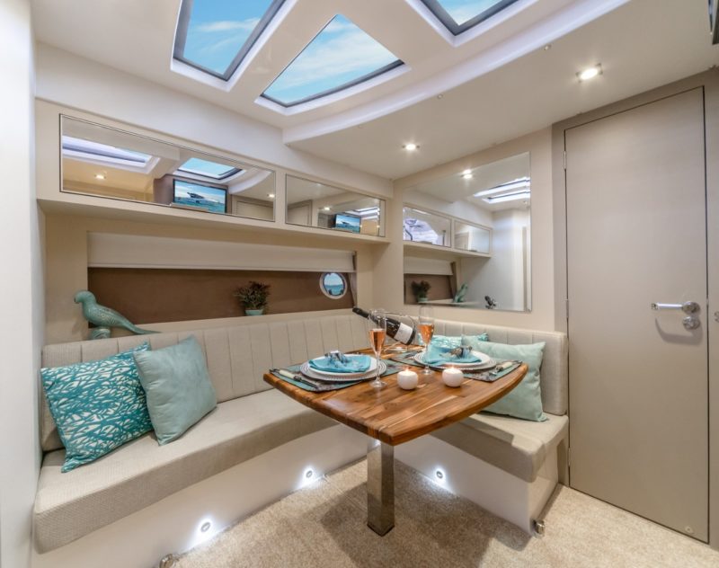 Imagens Internas mostram luxo da embarca&ccedil;&atilde;o – Foto: Rotas Comunica&ccedil;&atilde;o/Divulga&ccedil;&atilde;o/ND