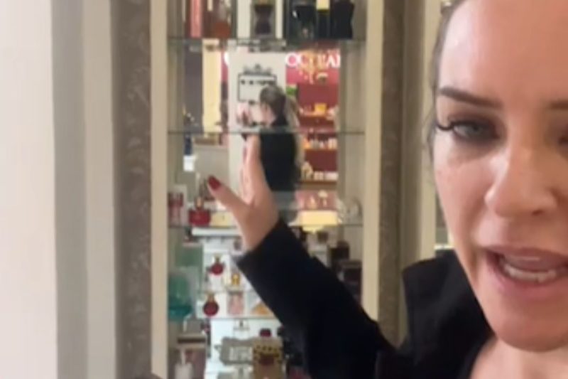 A empres&aacute;ria destaca que os criminosos escolheram e s&oacute; levaram os perfumes caros da loja – Foto: Internet/Divulga&ccedil;&atilde;o/ND