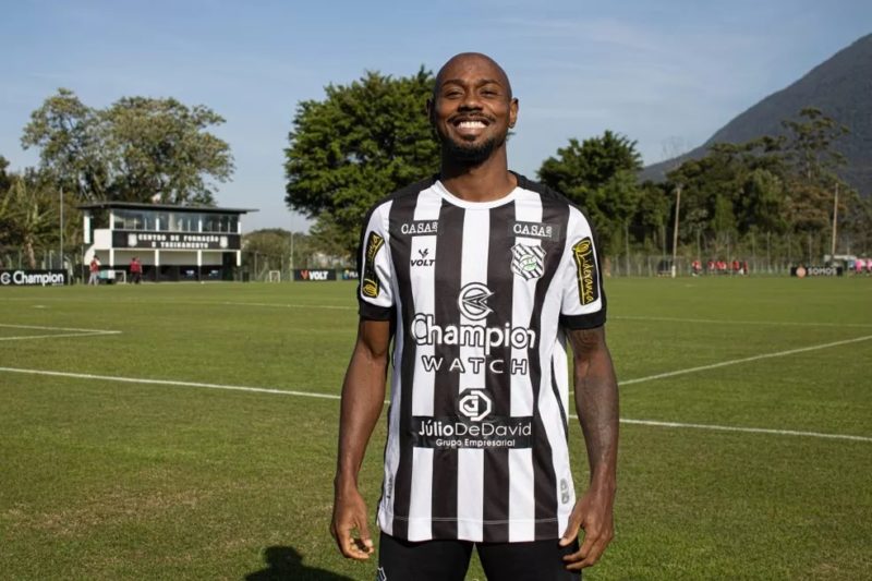 Jean Silva é o novo reforço do Figueirense