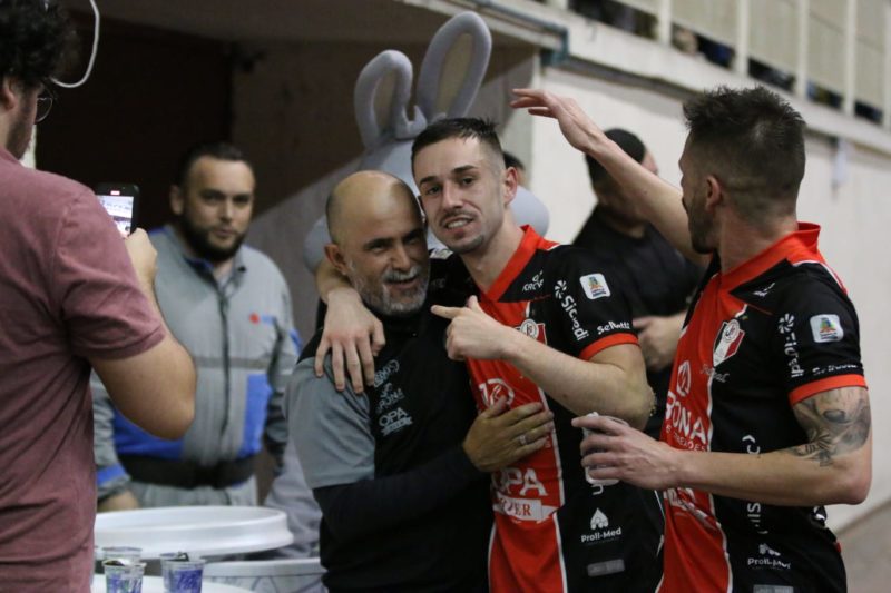 Jec vence na noite desta sexta-feira – Foto: Juliano Schmidt/JEC Futsal/Divulga&ccedil;&atilde;o/ND