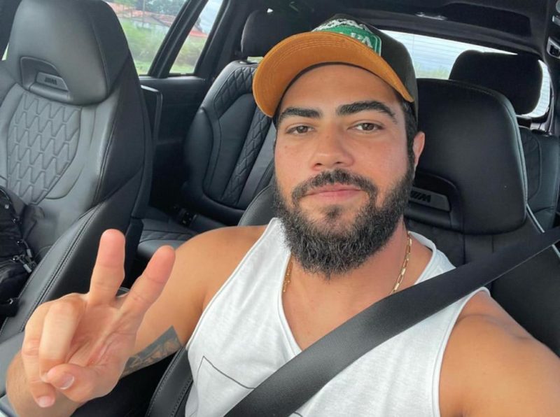 Henrique, da dupla com Juliano, deixa arma em hotel no interior de SP – Foto: Reprodu&ccedil;&atilde;o/Instagram/ND