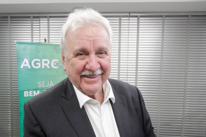 Presidente da Alesc, Moacir Sopelsa, prestigiou o lan&ccedil;amento – Foto: Leo Munhoz/ND