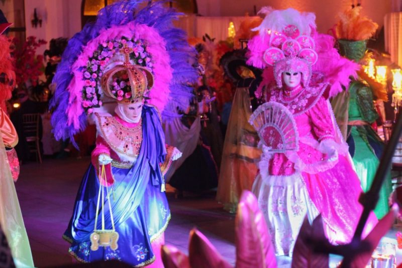 Mais de 300 pessoas presenciaram uma apresenta&ccedil;&atilde;o do Carnevale Di Venezia – Foto: Divulga&ccedil;&atilde;o/ND