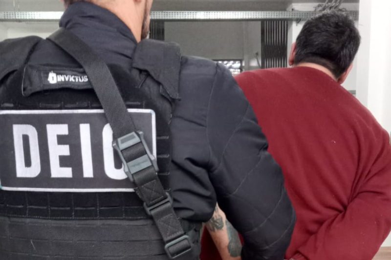 Tr&ecirc;s suspeitos foram presos na opera&ccedil;&atilde;o – Foto: PC/Divulga&ccedil;&atilde;o