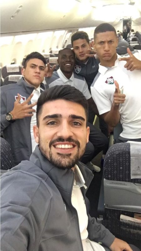 Peu e Richarlison durante viagem com o Fluminense – Foto: Arquivo Pessoal/ND