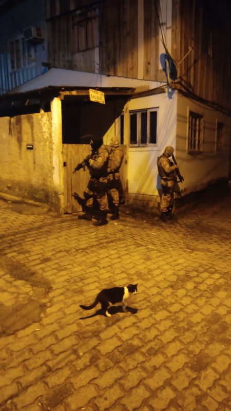 Cerco durou cerca de 100 horas – Foto: PM/Divulga&ccedil;&atilde;o/ND