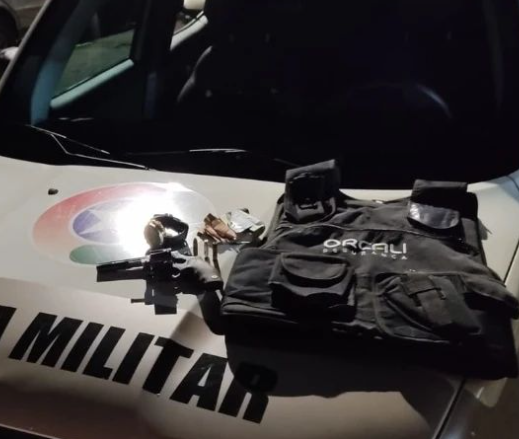 Confronto armado resultou na morte de um dos foragidos nesta sexta-feira (17) – Foto: @pmscpalhoca16bpm/Instagram/Reprodu&ccedil;&atilde;o/ND