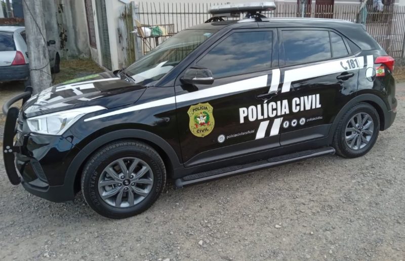 Homem foi preso em flagrante na casa da v&iacute;tima em Joinville – Foto: PC/Divulga&ccedil;&atilde;o