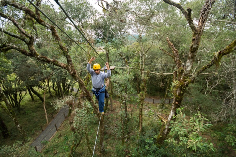 A estrutura &eacute; segura e inclui capacete, corda e cinto de seguran&ccedil;a&nbsp;– Foto: Divulga&ccedil;&atilde;o