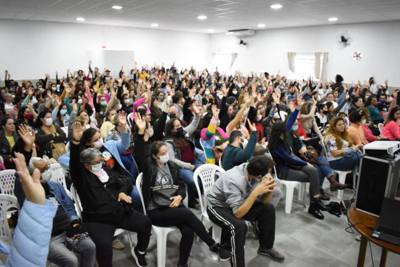San José servants vote to end the strike - Photo: Sintram-SC/Disclosure/ND