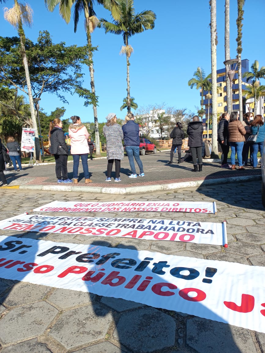 Civil servants protest wage adjustments in Sideropolis - Siserp/Disclosure/ND