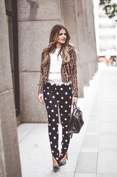 Se você tem medo de ousar na hora de montar seus looks e não consegue fazer um mix de estampas, essa matéria é destinada a você 