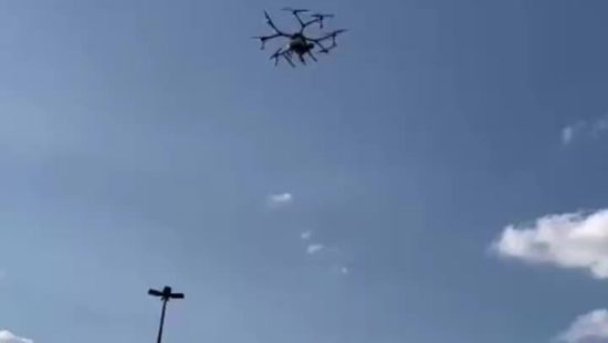 Vídeo: operador de drone diz que jogou veneno em evento de Lula em MG