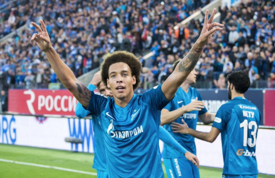 4 – O Zenit impressionou no mercado da bola de 2012. Para tirar o volante belga Axel Witsel do Benfica, o clube russo pagou 40 milh&otilde;es de euros (R$ 205,7 milh&otilde;es, na cota&ccedil;&atilde;o atual). – Foto: Zenit/Divulga&ccedil;&atilde;o