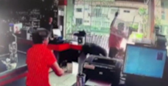 Homem foi agredido dentro de mercado em Florian&oacute;polis – Foto: Reprodu&ccedil;&atilde;o/ND