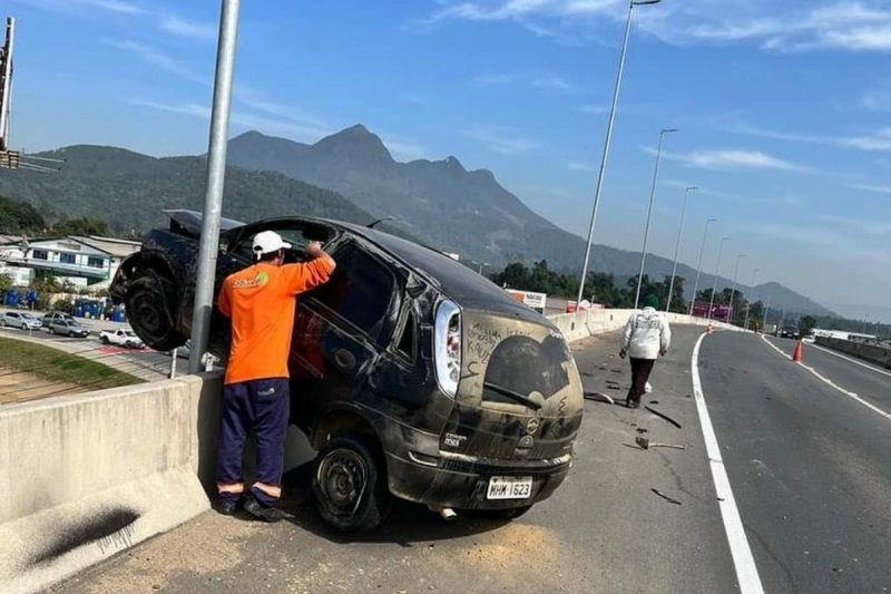 Cena surpreendeu quem passava pelo local na manh&atilde; desta sexta – Foto: Internet/Reprodu&ccedil;&atilde;o