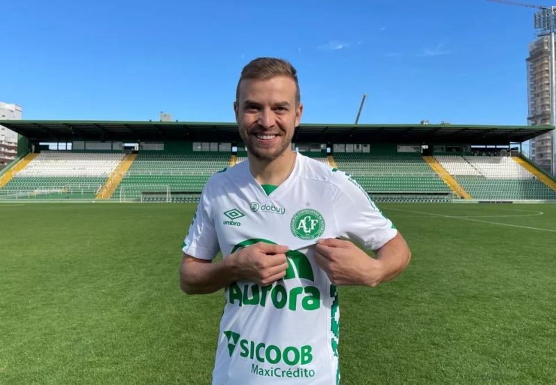 Thom&aacute;s Bedinelli n&atilde;o seguir&aacute; na Chapecoense para 2023&nbsp; – Foto: Alessandra Seidel/Chapecoense/ND
