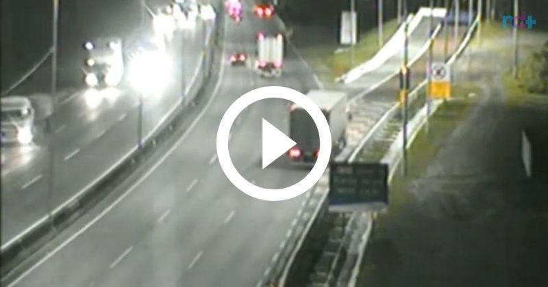 Os tr&ecirc;s ocupantes n&atilde;o se feriram – V&iacute;deo: Arteris Litoral Sul