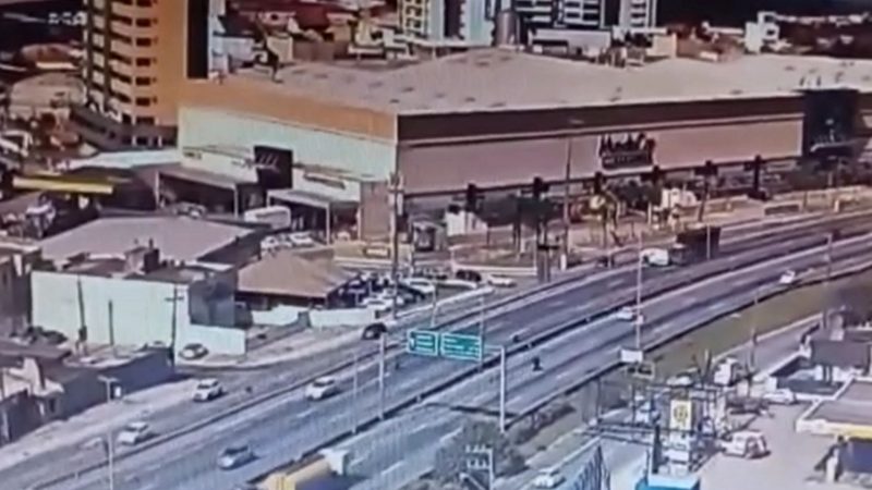 acidente captado na BR-101, em SC