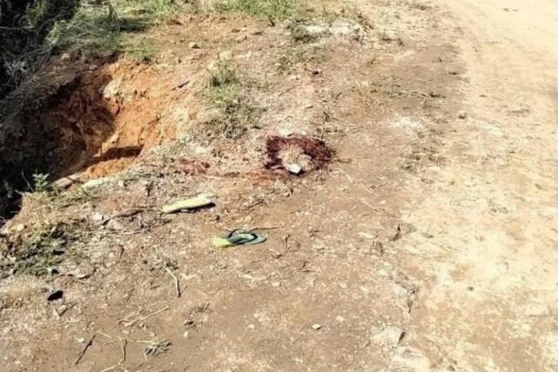 Corpo do jovem foi encontrado na Estrada Duas Mamas – Foto: PM/Divulga&ccedil;&atilde;o