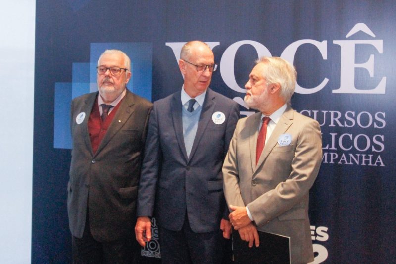 Os desembargadores Alexandre D’ivanenko, corregedor do TRE-SC, Leopoldo Augusto Br&uuml;ggemann, presidente do TRE-SC e Jo&atilde;o Henrique Blasi, presidente do TJ – Foto: Leo Munhoz/ND