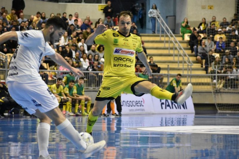 Jaragu&aacute; precisa da vit&oacute;ria para n&atilde;o precisar “torcer contra” o Tubar&atilde;o – Foto: Paulinho Sauer/Jaragu&aacute; Futsal/Divulga&ccedil;&atilde;o/ND