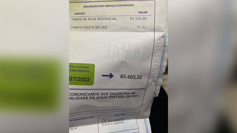 Moradora de Brusque recebe fatura de &aacute;gua de R$ 83 mil: ‘Fiquei indignada’ – Foto: Arquivo pessoal/Reprodu&ccedil;&atilde;o/ND