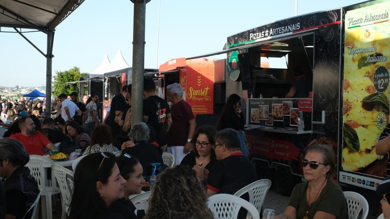 Variedades de comidas no food park – Foto: Ada Bahl/ND