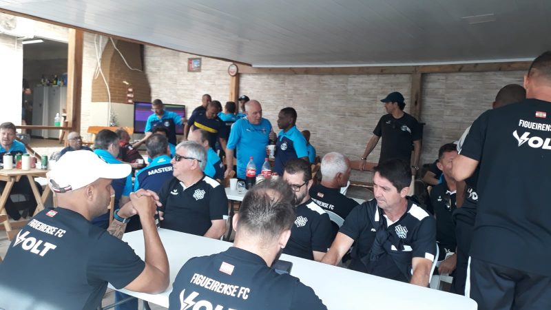 Ap&oacute;s o jogo, a recep&ccedil;&atilde;o do Master do Figueirense pelo Master do Gr&ecirc;mio 69 – Foto: Master Figueirense/ND