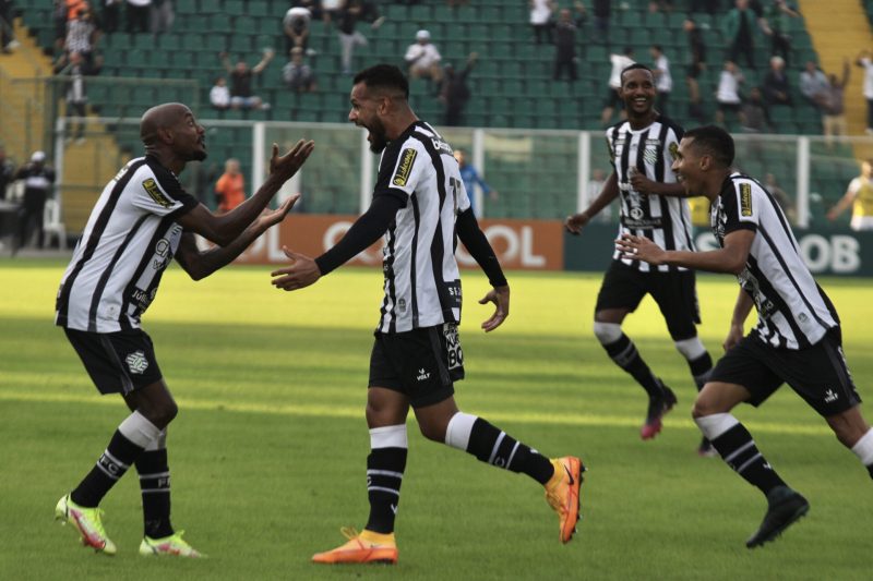 Figueirense vem de vit&oacute;ria na S&eacute;rie C – Foto: Patrick Floriani/FFC