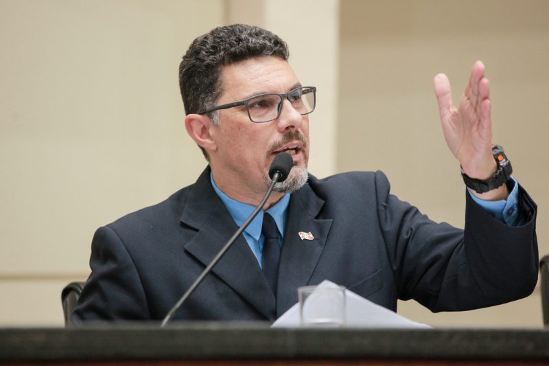 Secret&aacute;rio de Estado da Sa&uacute;de, Aldo Baptista Neto, durante sess&atilde;o na Alesc – Foto: Vicente Schmitt/Ag&ecirc;ncia AL/Divulga&ccedil;&atilde;o/ND