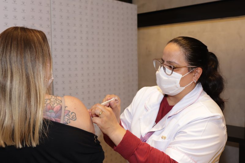 Blumenau ter&aacute; vacina&ccedil;&atilde;o nos terminais urbanos. – Foto: Divulga&ccedil;&atilde;o/ Marcelo Martins/PMB/ND