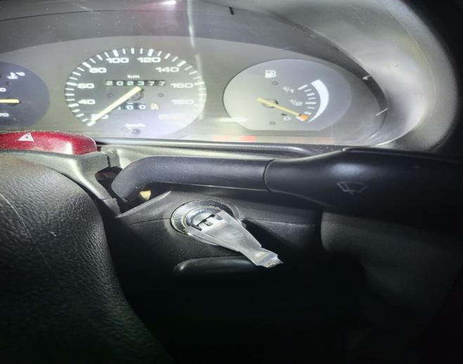 No local da igni&ccedil;&atilde;o os policiais encontraram um garfo – Foto: Divulga&ccedil;&atilde;o/PMSC/ND