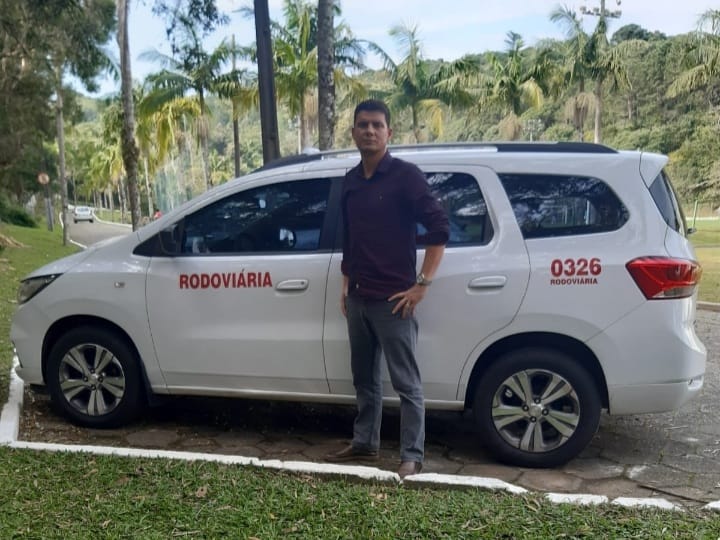 Ivan Roberto da Silva é taxista em Florianópolis