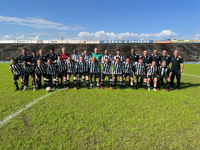 Equipe do Master do Figueirense empate com o Internacional – Foto: Master/FFC/Divulga&ccedil;&atilde;o