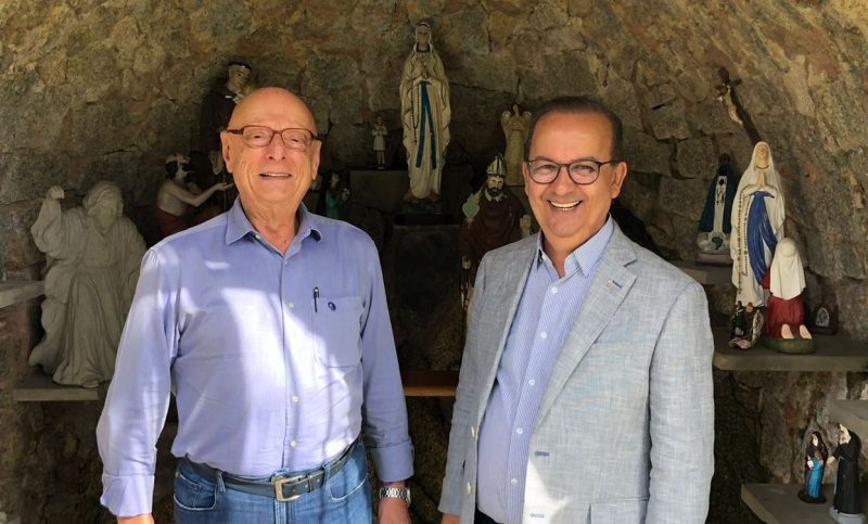 Senadores Esperidi&atilde;o Amin, do PP,. e Jorginho Mello, do PL, se encontraram em uma gruta nesta sexta-feira – Foto: Divulga&ccedil;&atilde;o/ND