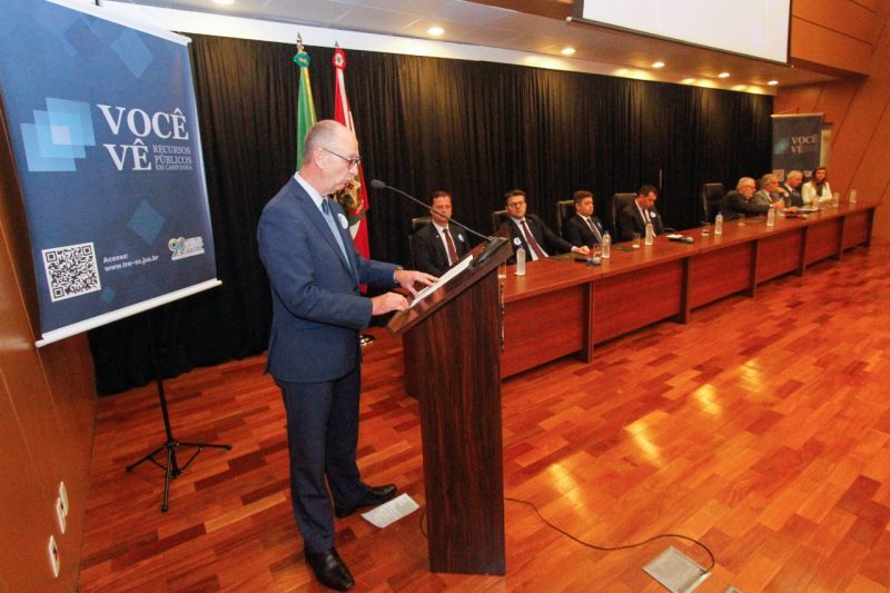 O desembargador Leopoldo Augusto Br&uuml;ggemann apresentando a campanha Voc&ecirc; V&ecirc; na manh&atilde; desta segunda-feira (25) – Foto: Leo Munhoz/Nd