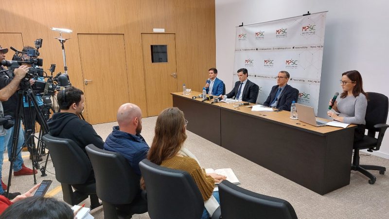 Coletiva de imprensa do MPSC ressaltou a import&acirc;ncia de solu&ccedil;&otilde;es a longo prazo – Foto: MPSC/Divulga&ccedil;&atilde;o/ND