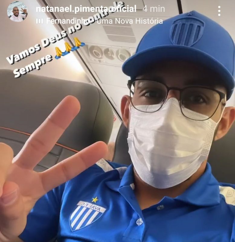 Natanael publicou foto nas redes sociais com a camisa do Avaí