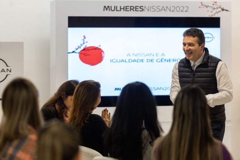 Pesquisas recentes apontam que as mulheres influenciam mais de 70% de todas as compras de ve&iacute;culos – Foto: Nissan Brasil/Reprodu&ccedil;&atilde;o/ND