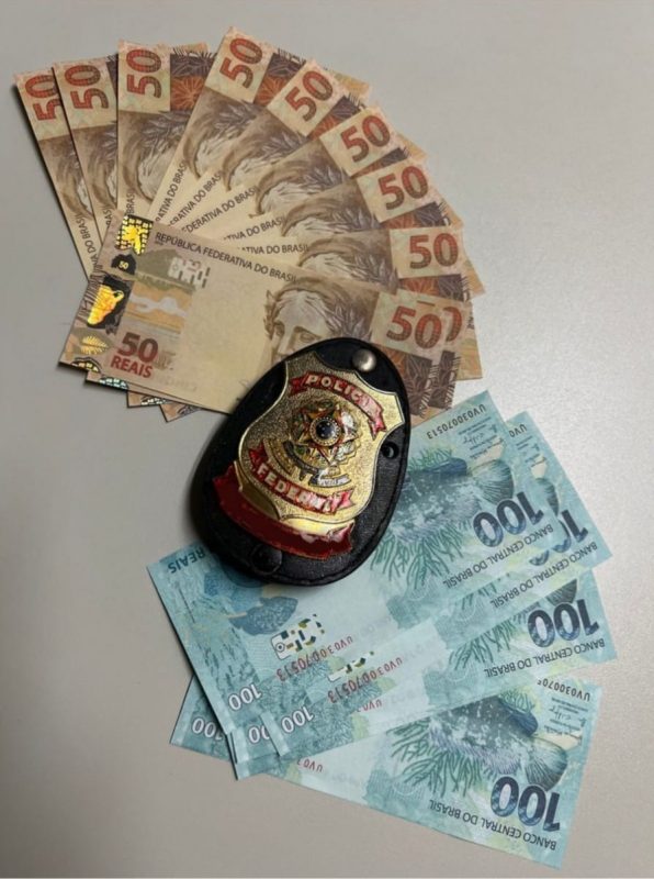 Homem foi preso ap&oacute;s receber 15 notas faltas pelos Correios em Blumenau. – Foto: Divulga&ccedil;&atilde;o/ Pol&iacute;cia Federal/ ND