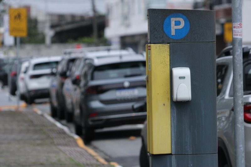 Valores do estacionamento de Itaja&iacute; foram fixados por um decreto; implanta&ccedil;&atilde;o do servi&ccedil;o come&ccedil;ou em janeiro – Foto: Prefeitura de Itaja&iacute;/Divulga&ccedil;&atilde;o/ND