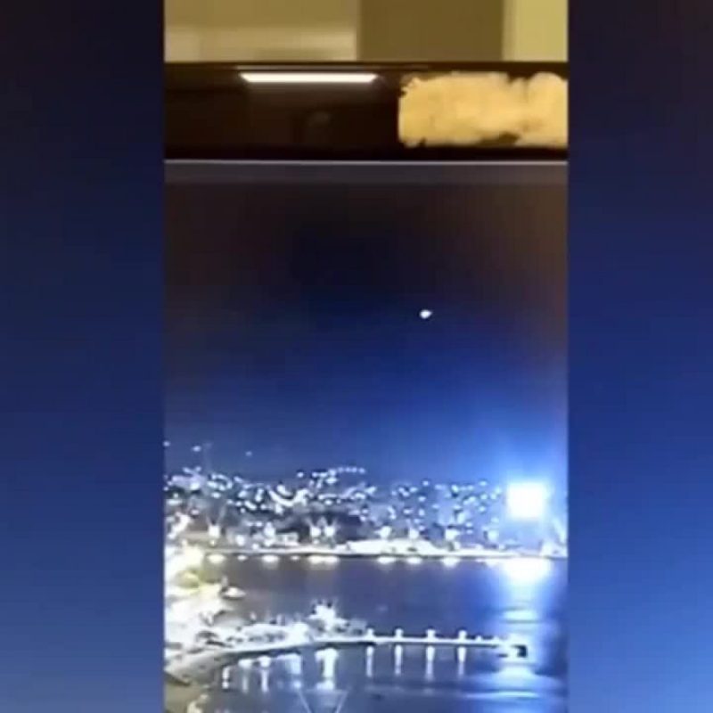 FRAME – Ovni foi visto no c&eacute;u de Florian&oacute;polis no fim de junho – Foto: Joel Fernandes/Floripa Mil Grau/Reprodu&ccedil;&atilde;o/ND