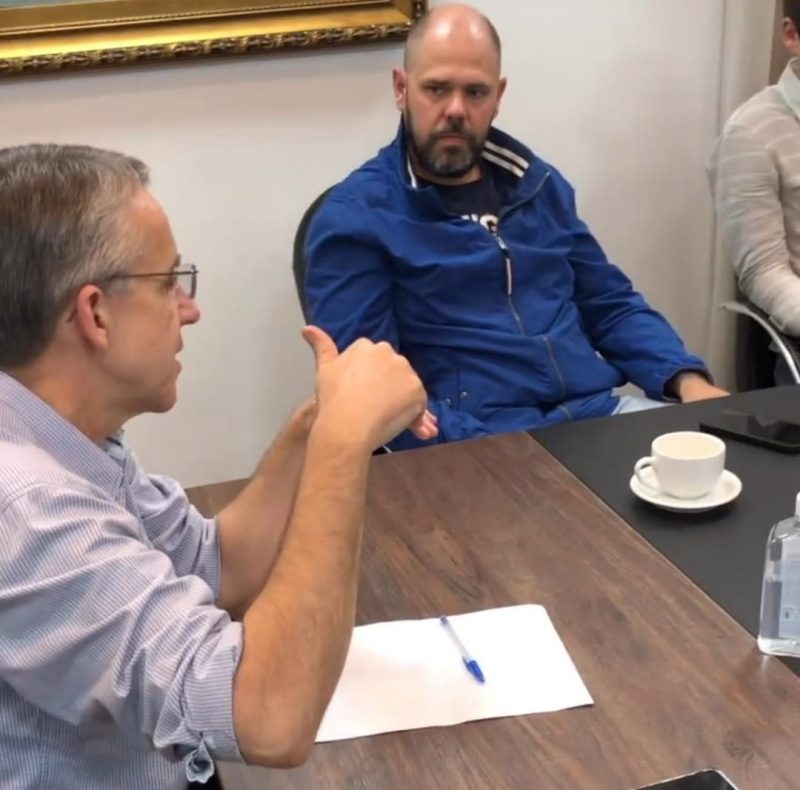 Prefeito convocou secret&aacute;rios para reuni&atilde;o sobre sinaliza&ccedil;&atilde;o de obras em Blumenau – Foto: Reprodu&ccedil;&atilde;o/Internet/ND