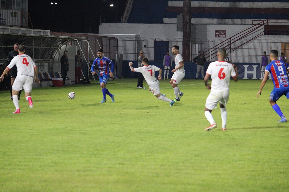 Atacante faz 4 em goleada do Joinville sobre Tubarão na Série D