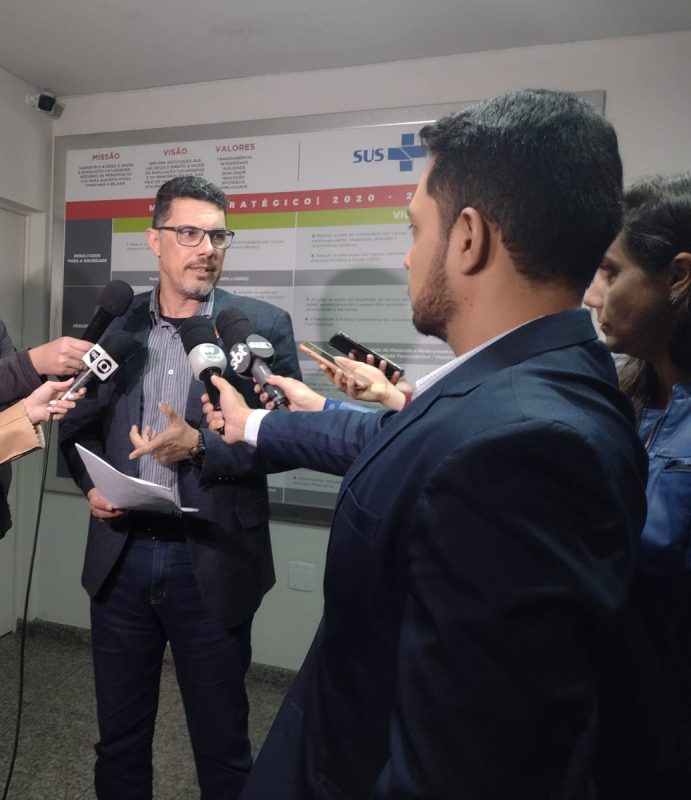 Secret&aacute;rio de Sa&uacute;de do Estado Aldo Baptista Neto explica que haver&aacute; novas medidas para conter colapso – Foto: SES/Divulga&ccedil;&atilde;o/ND