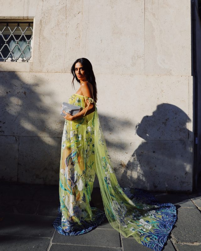 Mãe e filha são destaque na noite de encerramento da semana de alta-costura em Roma 