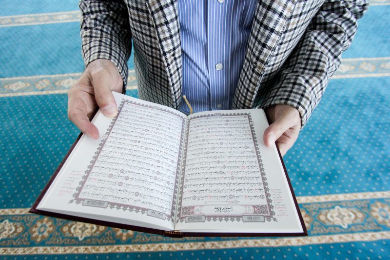 O Alcor&atilde;o cont&eacute;m as escrituras que guiam os mu&ccedil;ulmanos – Foto: Leo Munhoz/ND