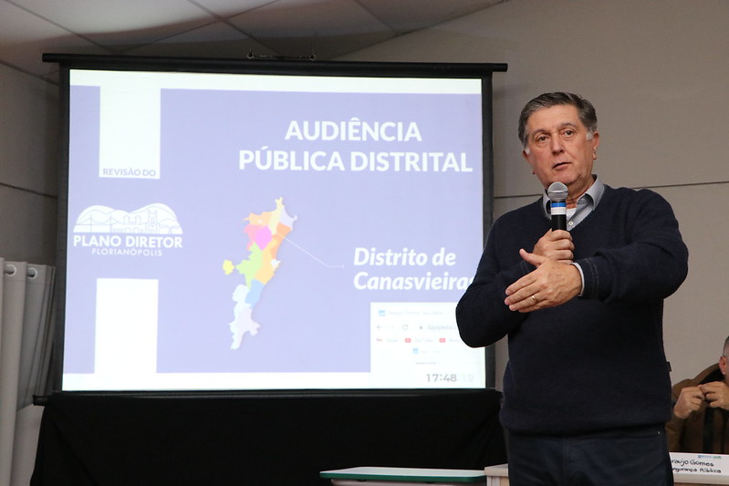 Para o prefeito Topázio, as audiências representam uma chance democrática para ouvir a população na revisão do Plano Diretor &#8211; Foto: Marcos Albuquerque/PMF/Divulgação/ND