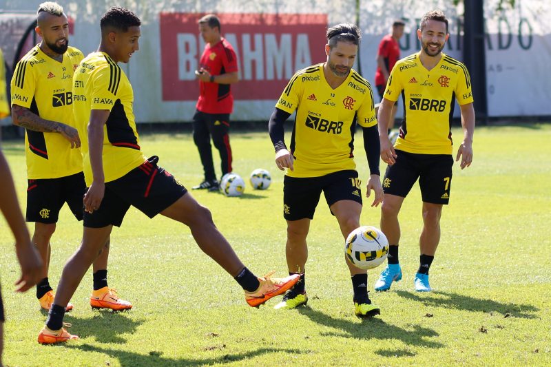 Diego Ribas vive os últimos momentos com a camisa do Flamengo